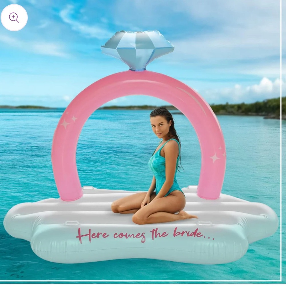 Bachelorette Diamond Ring Pool Floatie Pop Fizz